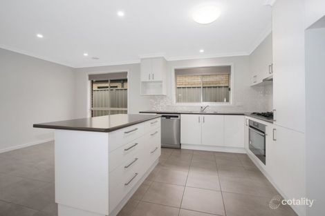 Property photo of 17 Cardiff Drive Wodonga VIC 3690