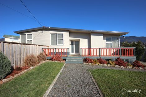 14 Centenary Cres, Claremont, TAS 7011