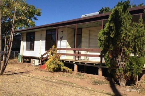 5 Milne Bay Rd, Soldiers Hill, QLD 4825