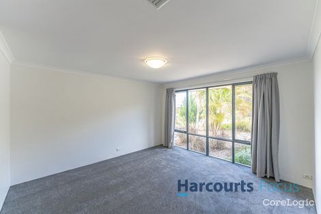 Property photo of 25 Oak Ridge Meander Success WA 6164