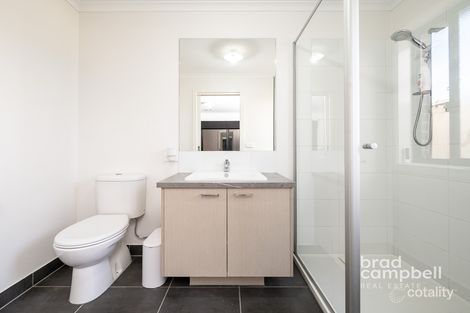 Property photo of 11 Royal Court Shepparton VIC 3630