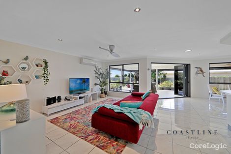 Property photo of 6 Sundance Place Bargara QLD 4670