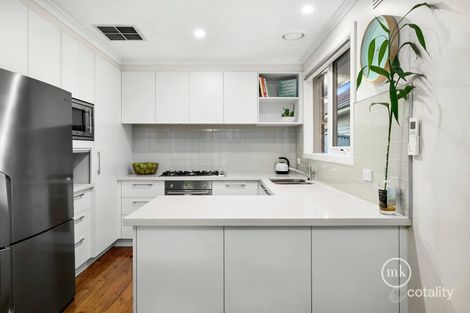 Property photo of 1/26 Gladstone Road Briar Hill VIC 3088