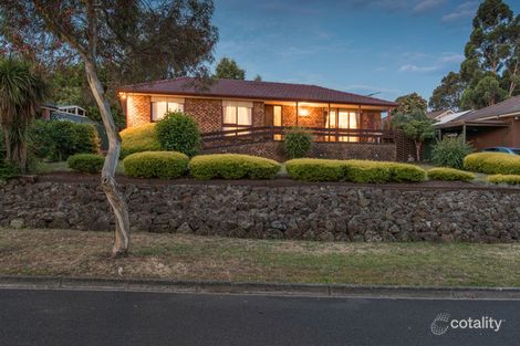 25 Autumn Gr, Mooroolbark, VIC 3138