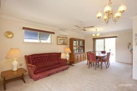 Property photo of 33 Gaillardia Street Macgregor QLD 4109