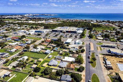 Property photo of 212 Place Road Wonthella WA 6530