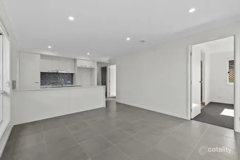 Property photo of 5 Sunset Circuit Flagstone QLD 4280