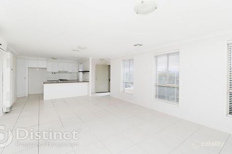 Property photo of 19 Wunderly Circuit Macgregor ACT 2615