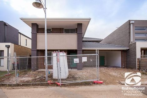Property photo of 9 Beaconsfield Lane Caroline Springs VIC 3023