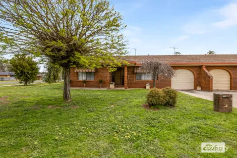 Property photo of 2/101 Hammer Street Howlong NSW 2643