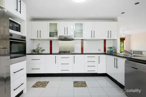 Property photo of 26 Cornwall Drive Elanora QLD 4221