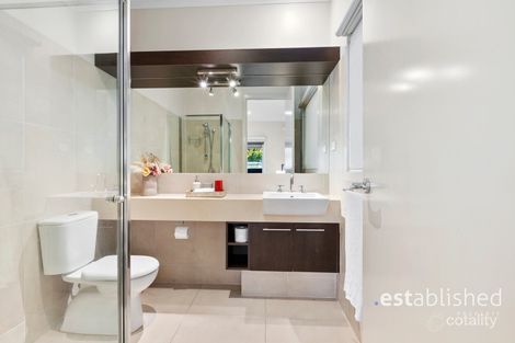 Property photo of 8 Cinnamon Grove Point Cook VIC 3030