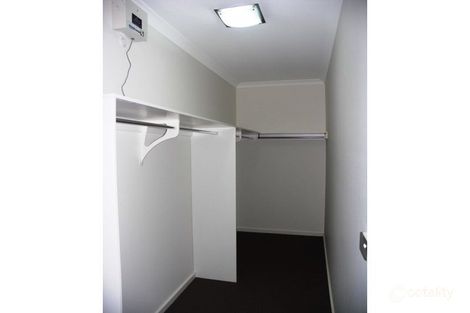 Property photo of 6 Newburgh Street Keysborough VIC 3173