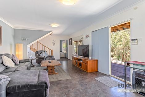 Property photo of 19 Hilltop Place Kelmscott WA 6111