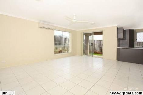 Property photo of 1/34 Penneshaw Crescent Ormeau QLD 4208