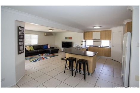 Property photo of 2 Canegrove Circuit Wellington Point QLD 4160