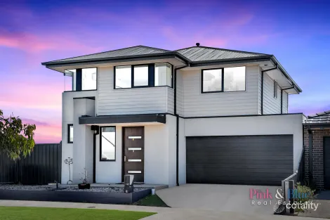 32 Claremont Ave, Rockbank, VIC 3335