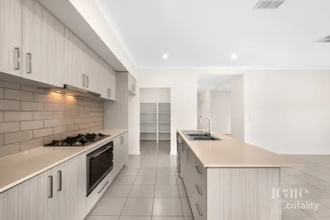 Property photo of 66 Flatbush Avenue Point Cook VIC 3030