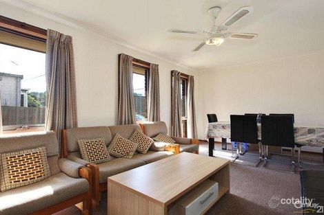 Property photo of 2/4 Allen Street Ringwood VIC 3134