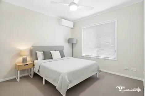 Property photo of 17 Kangaroo Crescent Springfield Lakes QLD 4300