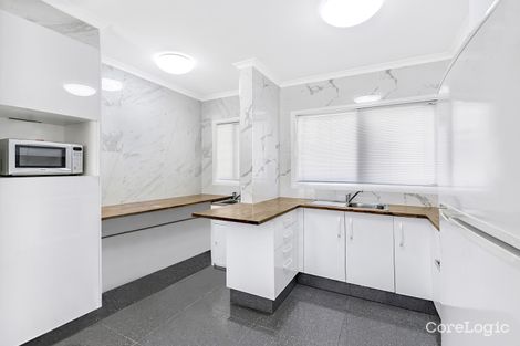 Property photo of 11/9 Holborow Close Surfers Paradise QLD 4217