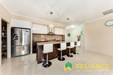 Property photo of 8 Chardia Court Brookfield VIC 3338