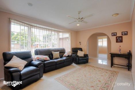 Property photo of 17 Wren Street Hampton Park VIC 3976