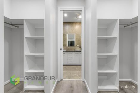 Property photo of 8 Overland Chase Werribee VIC 3030