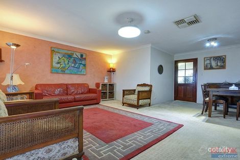 Property photo of 18 Bodensee Grove Joondalup WA 6027