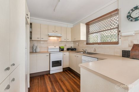 Property photo of 203 Englefield Road Oxley QLD 4075