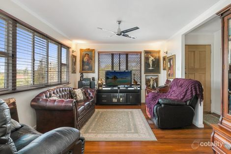 Property photo of 203 Englefield Road Oxley QLD 4075