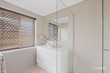 Property photo of 14 Darnay Road Broadbeach Waters QLD 4218