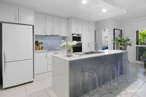 Property photo of 3/2312 Gold Coast Highway Mermaid Beach QLD 4218