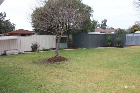 Property photo of 76 James Cook Avenue Howlong NSW 2643