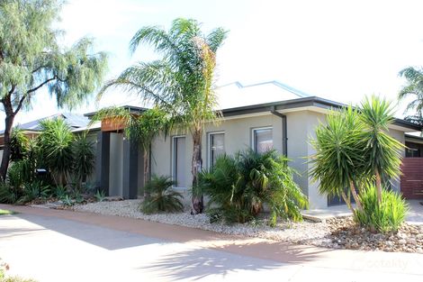 Property photo of 8 Moonah Court Swan Hill VIC 3585