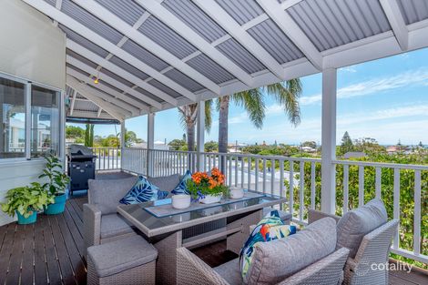 3b Oversby St, Halls Head, WA 6210