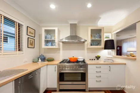 Property photo of 111 Oriel Road Clayfield QLD 4011