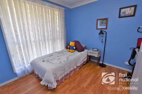 Property photo of 13 Kentia Drive Forster NSW 2428