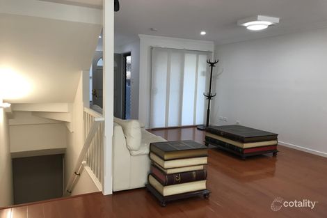 Property photo of 2/50 Durham Street St Lucia QLD 4067