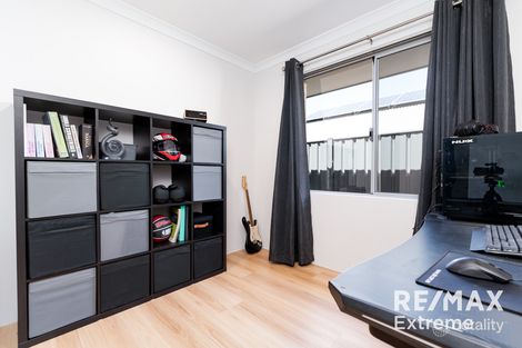 Property photo of 38 Elderiana Link Banksia Grove WA 6031