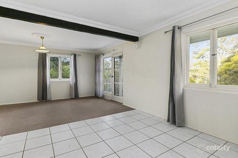 Property photo of 22 Dobbs Street Holland Park West QLD 4121