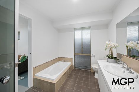 Property photo of 16 Ramsdale Loop Leeming WA 6149