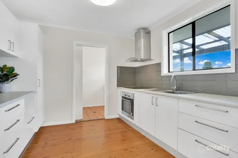 Property photo of 38 Braemar Drive Wamberal NSW 2260