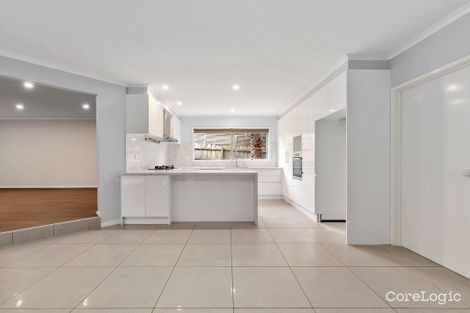 Property photo of 2 Bicentennial Court Doncaster East VIC 3109