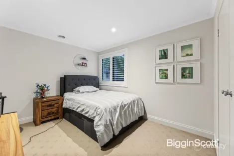 Property photo of 2 Apple Green Lane Doncaster East VIC 3109