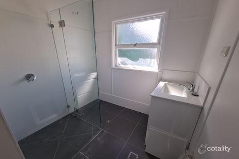 2/171 Prince Edward Pde, Scarborough, QLD 4020