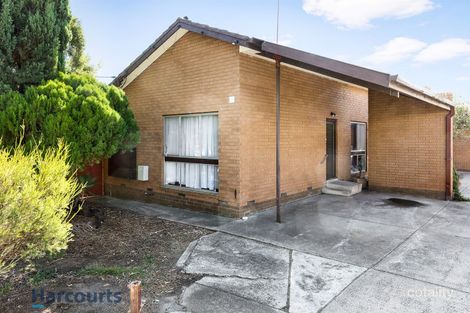 Property photo of 1/82-84 Fox Street St Albans VIC 3021
