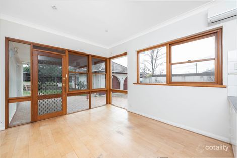 Property photo of 42 Arthur Circle Forrest ACT 2603