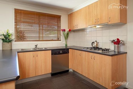 Property photo of 18 Birkdale Terrace West Wodonga VIC 3690