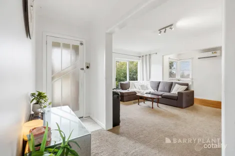 Property photo of 16 Campbells Crescent Redan VIC 3350